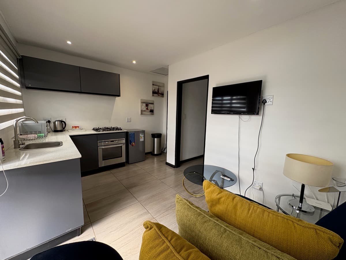 Unit 6 - Garden Suite