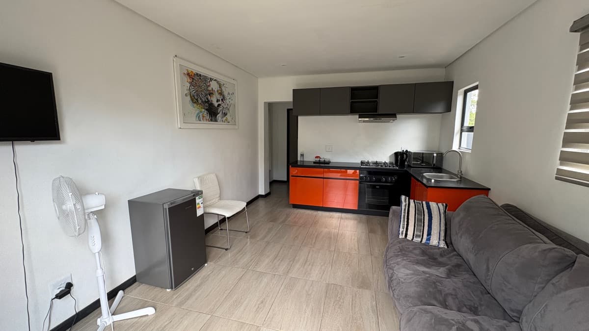Unit 8 - Family Apartment